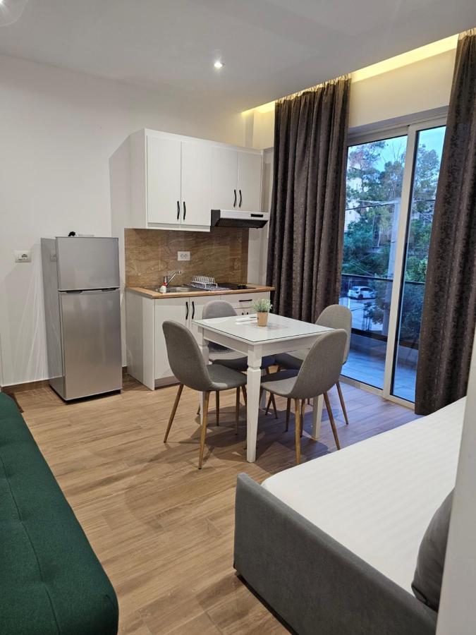 Vila 31 Sarandë Exteriör bild