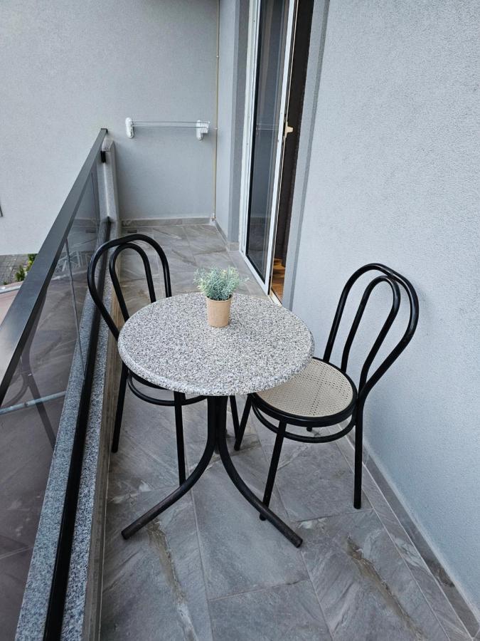Vila 31 Sarandë Exteriör bild