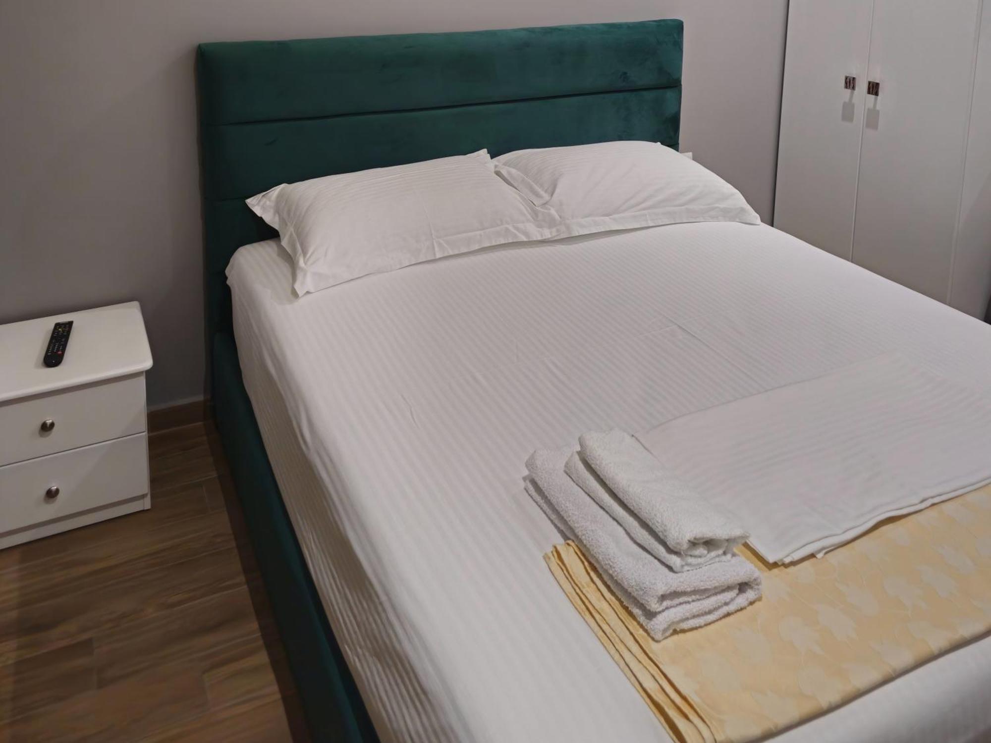 Vila 31 Sarandë Exteriör bild